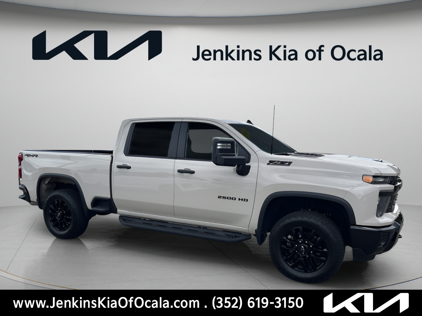 Used 2026 Chevrolet Silverado 2500 Custom w/ Custom Value Package AWD/4WD image 2