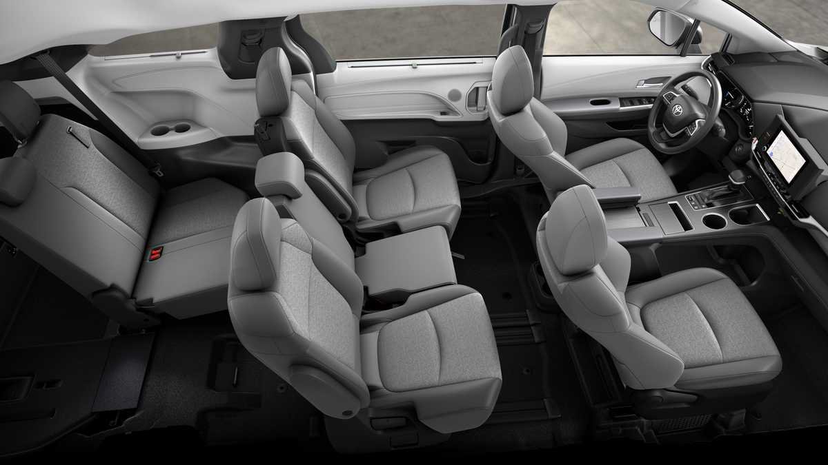 New 2026 Toyota Sienna LE AWD/4WD image 4