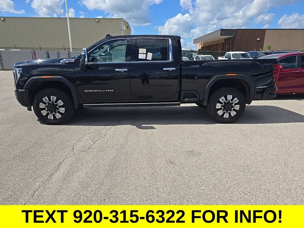 Used 2025 GMC Sierra 3500 Denali w/ Denali Reserve Package AWD/4WD image 3