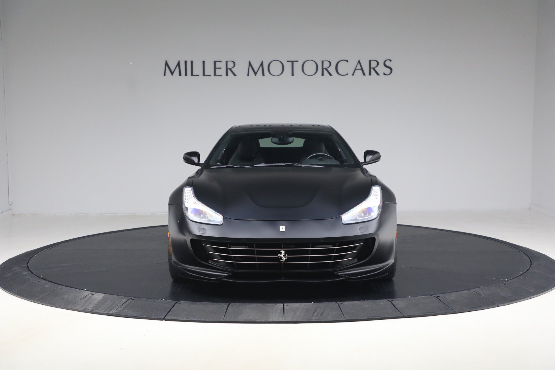 Certified 2018 Ferrari GTC4Lusso AWD/4WD image 13