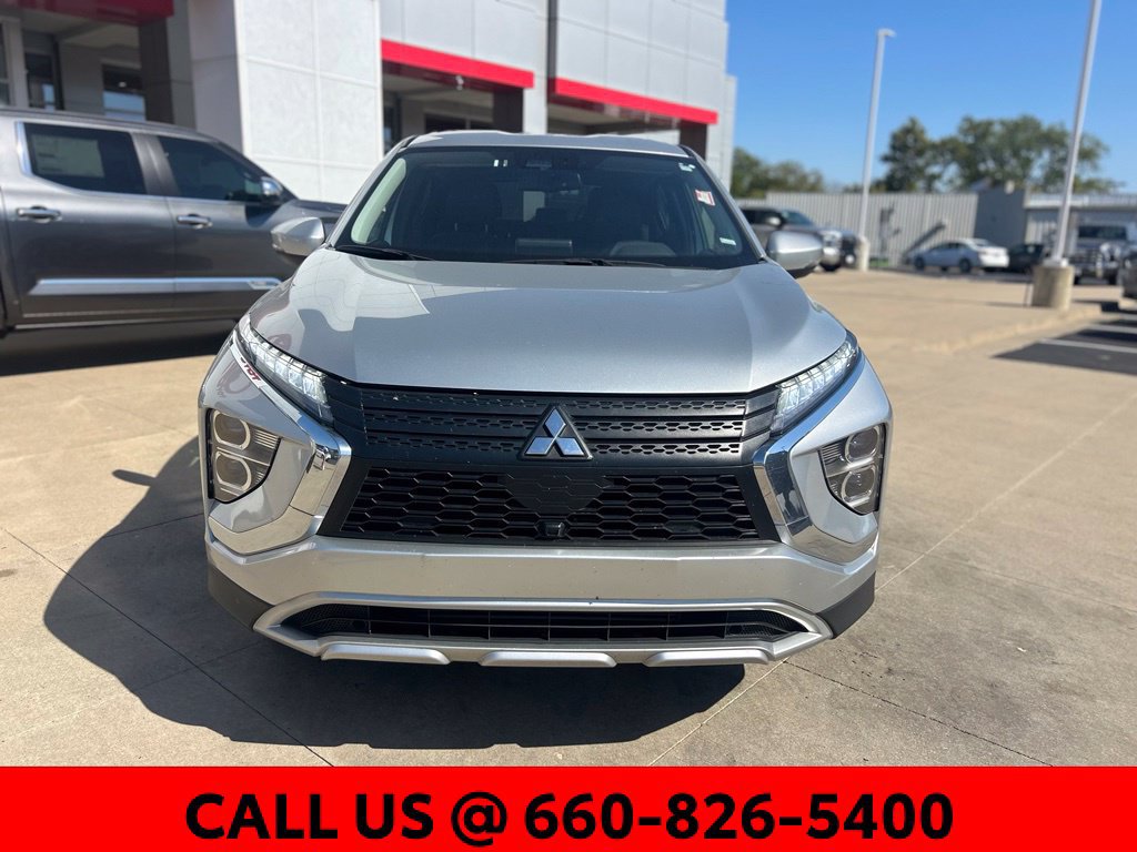 Used 2025 Mitsubishi Eclipse Cross SE AWD/4WD image 3