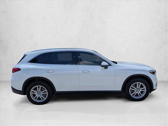 Certified 2026 Mercedes-Benz GLC 300 image 4