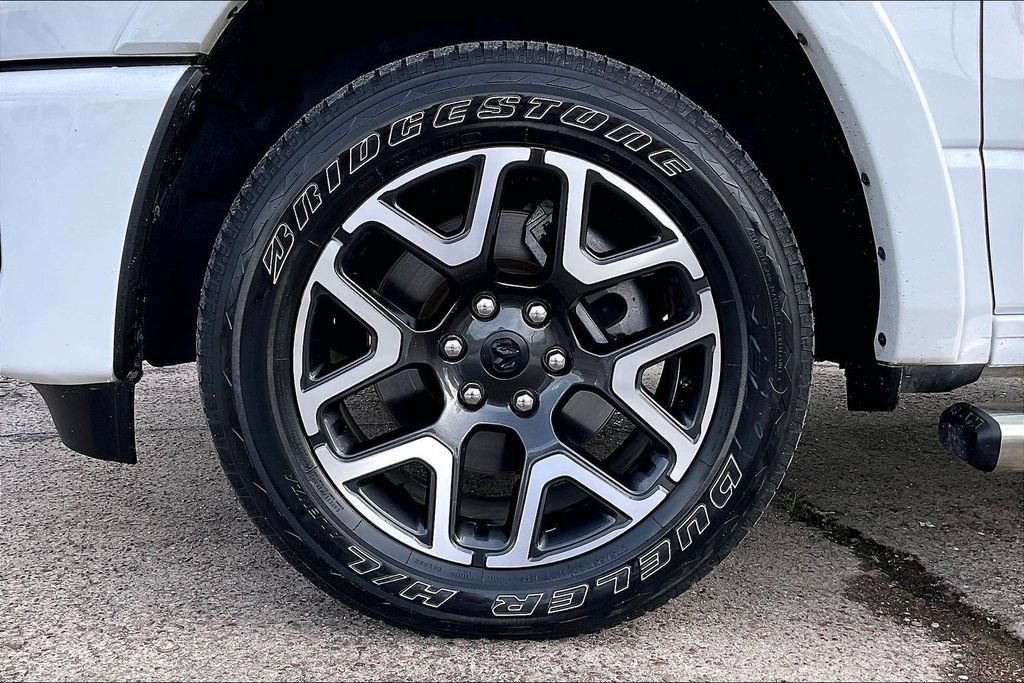 Used 2025 RAM 1500 Laramie w/ Sport Appearance Package AWD/4WD image 34