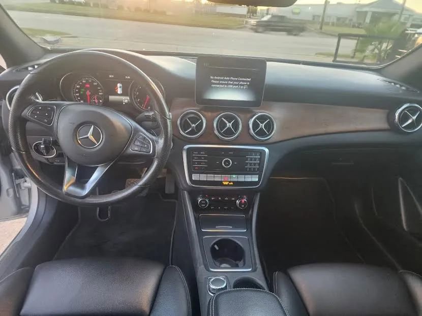 Used 2019 Mercedes-Benz GLA 250 4MATIC image 13