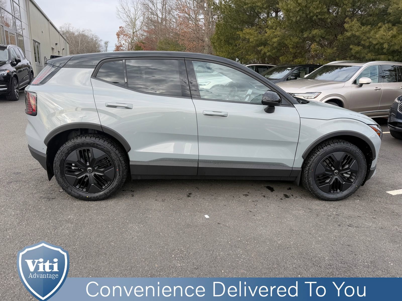 New 2026 Volvo EX30 Cross Country Ultra w/ Protection Package Premier image 9