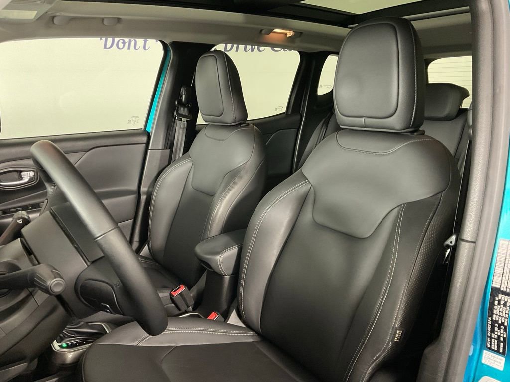 Used 2022 Jeep Renegade Limited w/ Sun, Sound & Wheels Group image 14