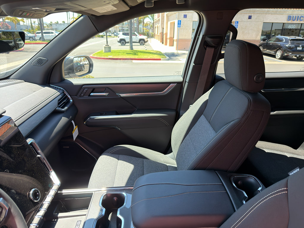 New 2026 GMC Acadia Elevation FWD image 16