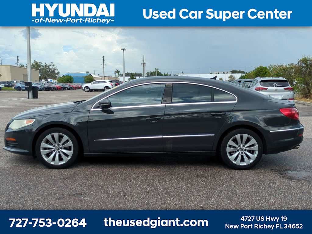 Used 2012 Volkswagen CC Sport FWD image 2