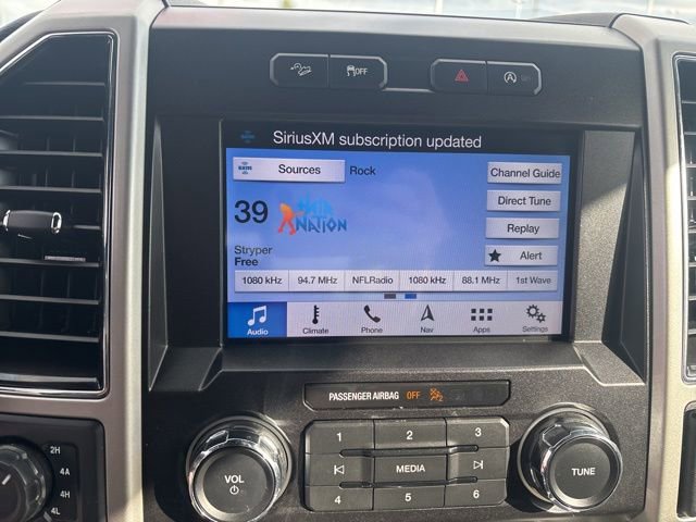 Used 2019 Ford F150 Lariat image 19