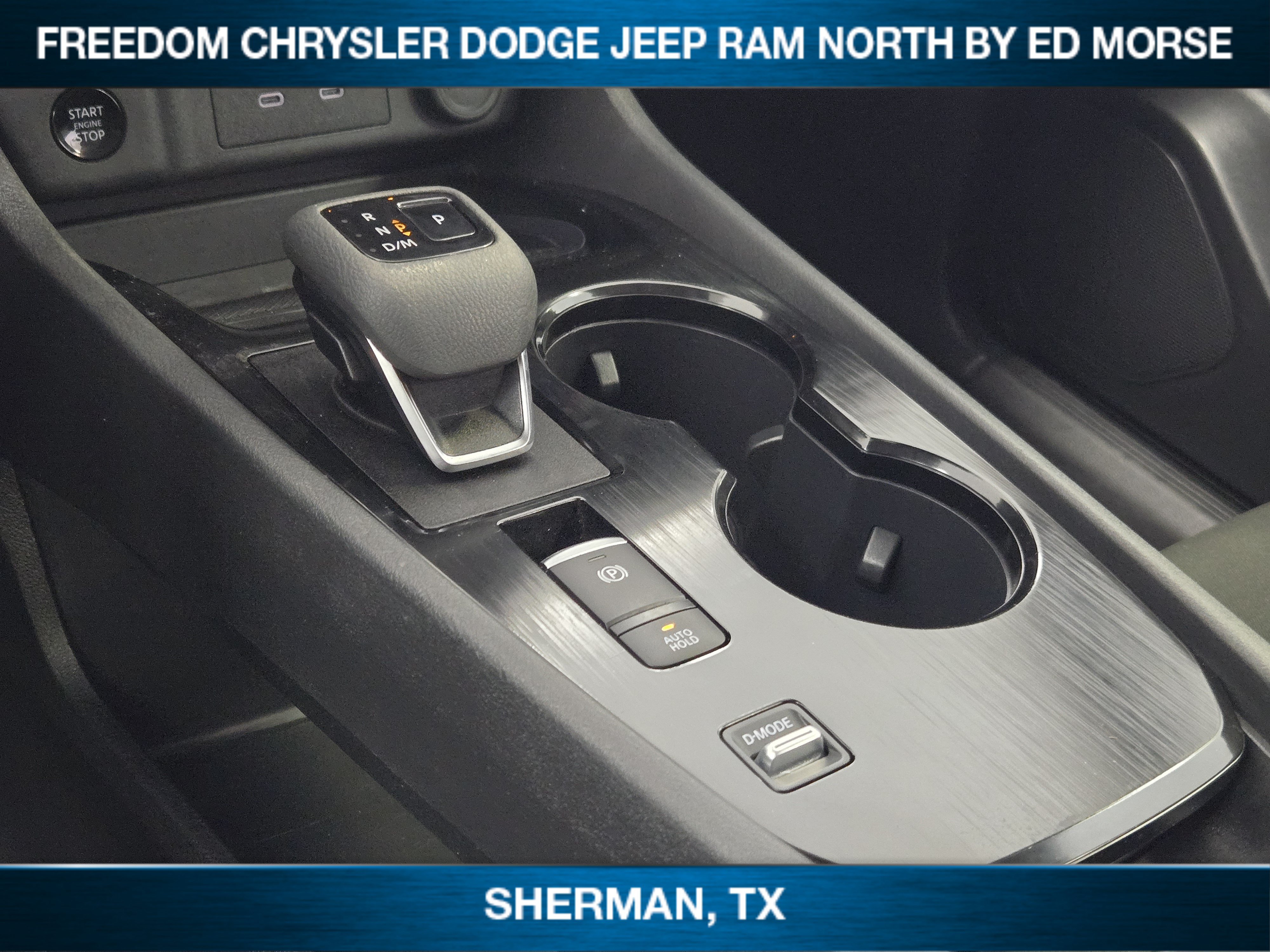 Used 2024 Nissan Rogue S FWD image 15