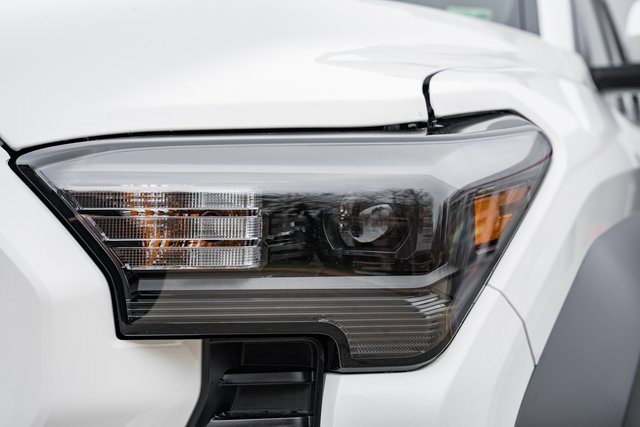 New 2025 Toyota Tacoma TRD Off-Road image 12