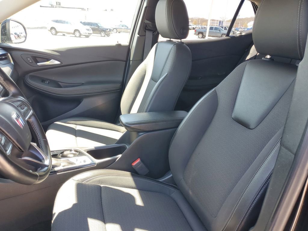 Used 2024 Buick Encore GX Preferred FWD image 18