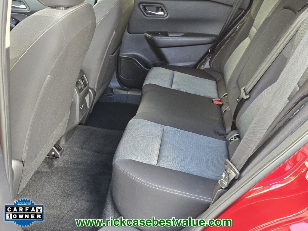 Used 2025 Nissan Rogue SV AWD/4WD image 11