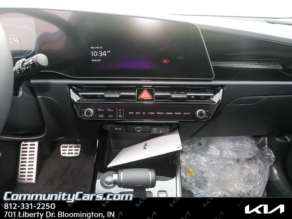 New 2026 Kia Niro SX Touring image 14