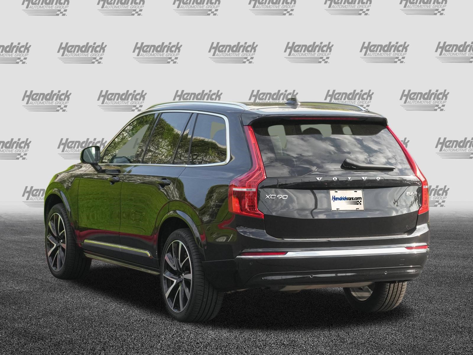 Used 2023 Volvo XC90 B6 Plus w/ Protection Package Premier AWD/4WD image 6