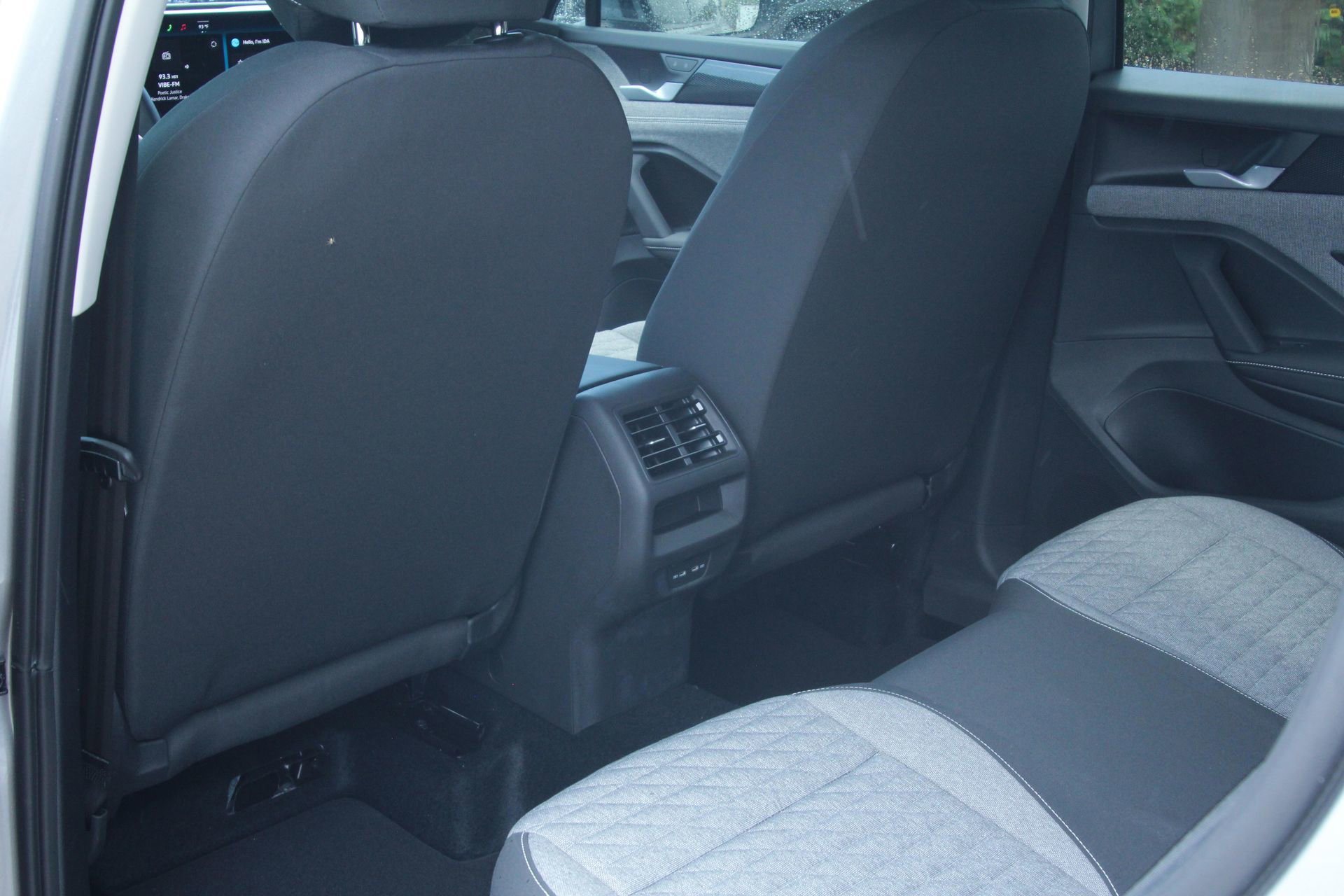 Certified 2025 Volkswagen Tiguan S image 23