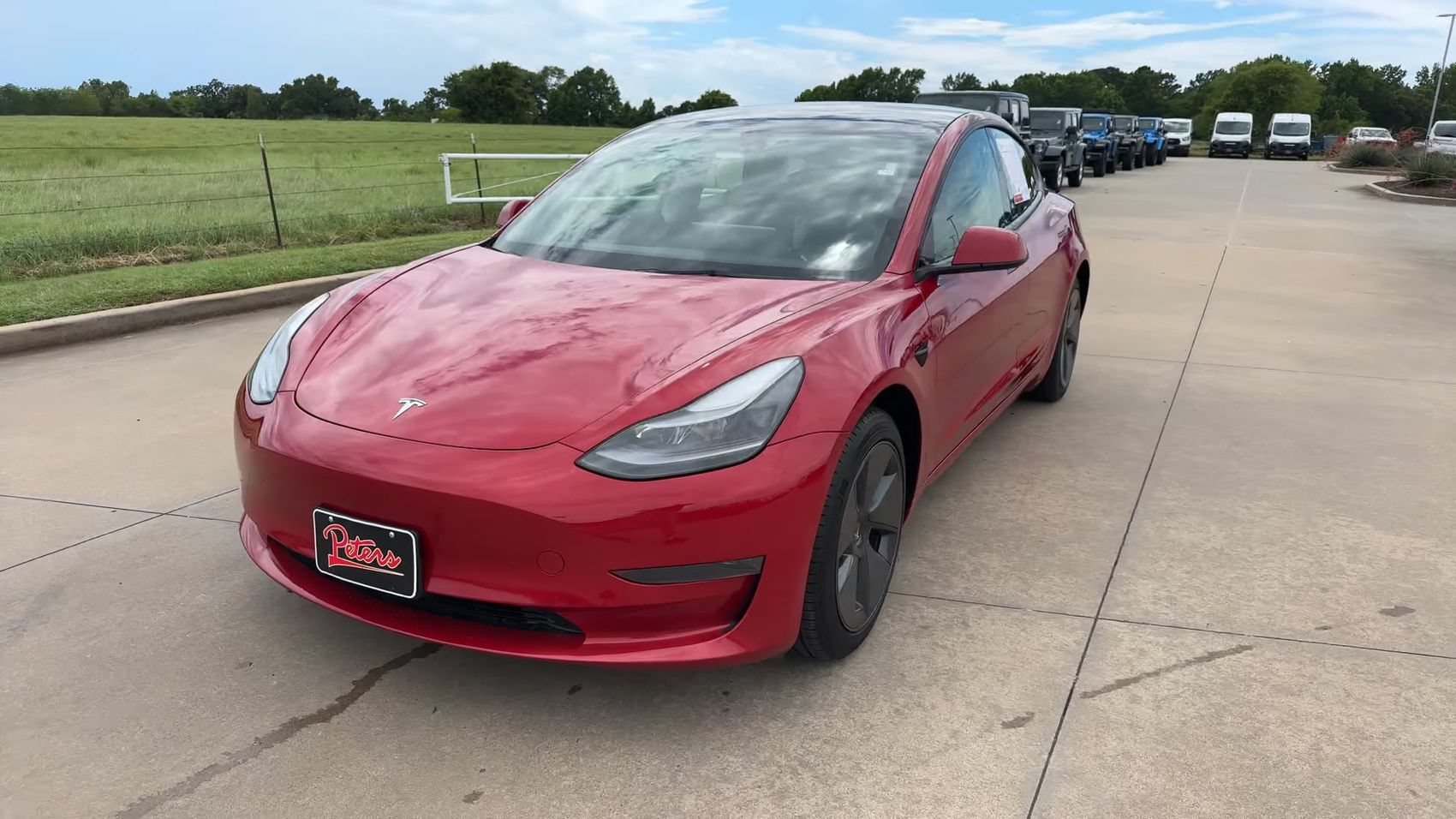 Used 2023 Tesla Model 3 Standard Range RWD image 4