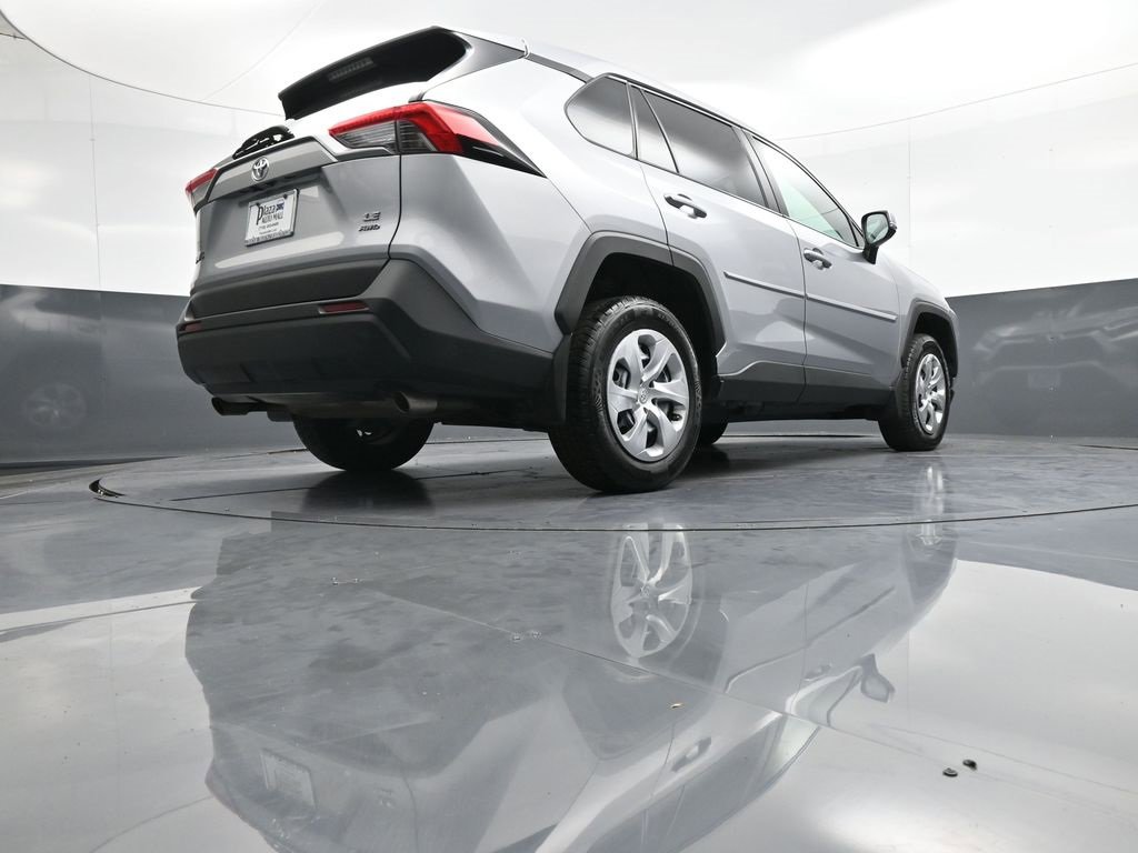 Certified 2023 Toyota RAV4 LE image 29