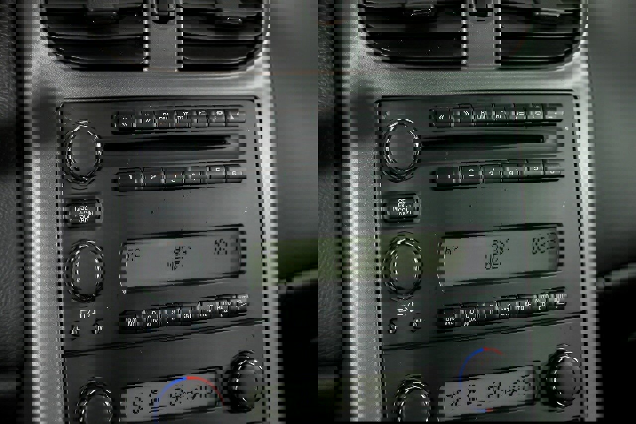 Used 2006 Chevrolet Corvette Z06 w/ Preferred Equipment Group image 32