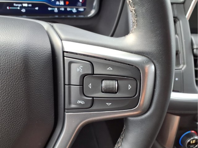 Used 2023 Chevrolet Tahoe Z71 w/ Luxury Package AWD/4WD image 11