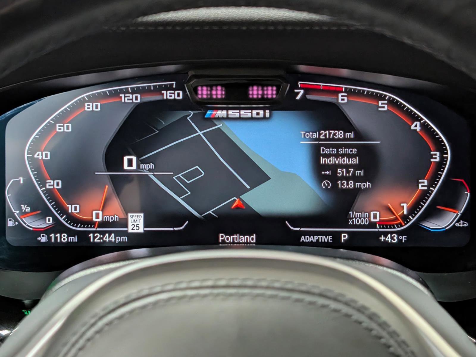 Used 2022 BMW M550i xDrive image 33