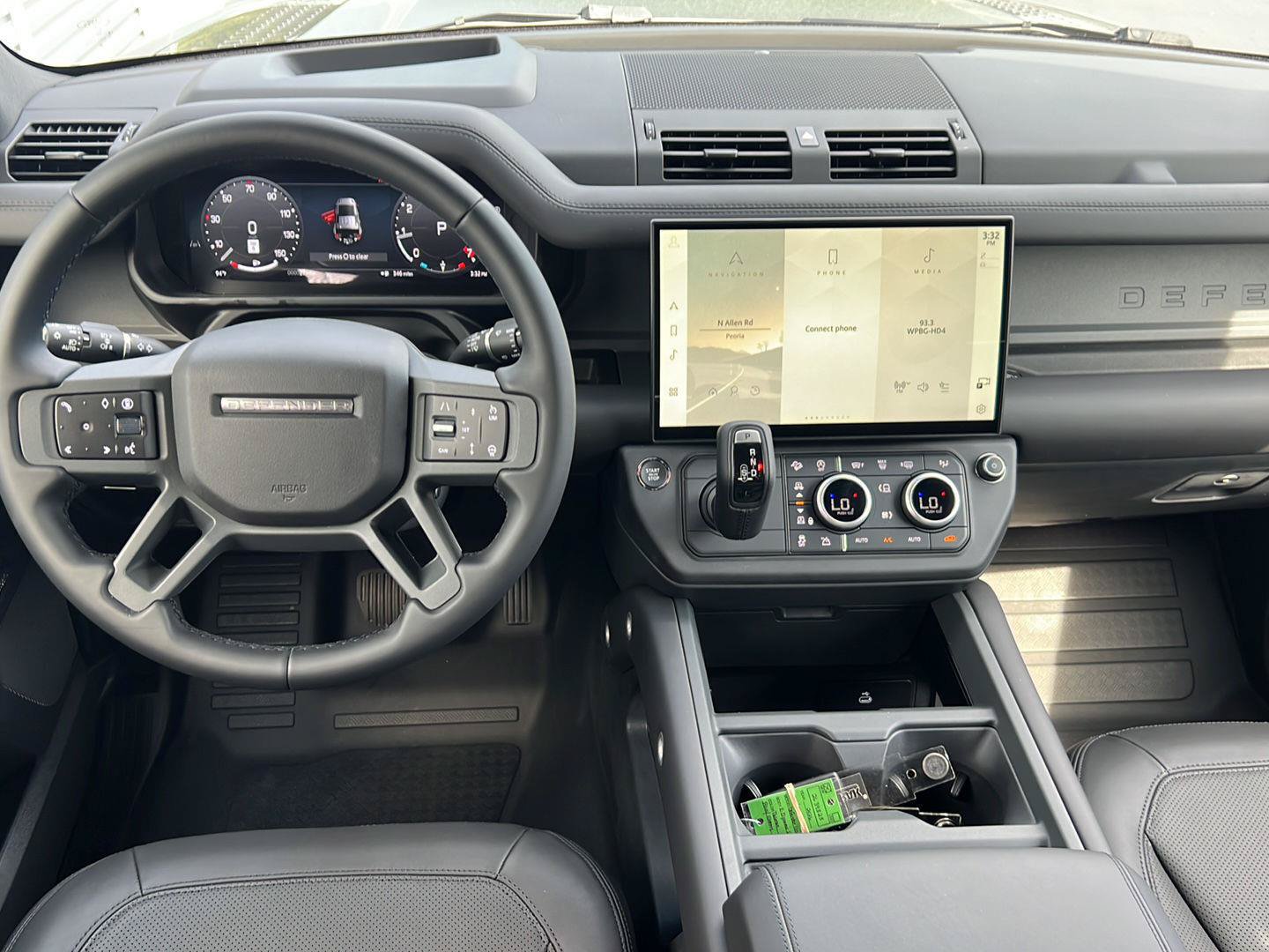 New 2026 Land Rover Defender 110 X-Dynamic SE AWD/4WD image 10