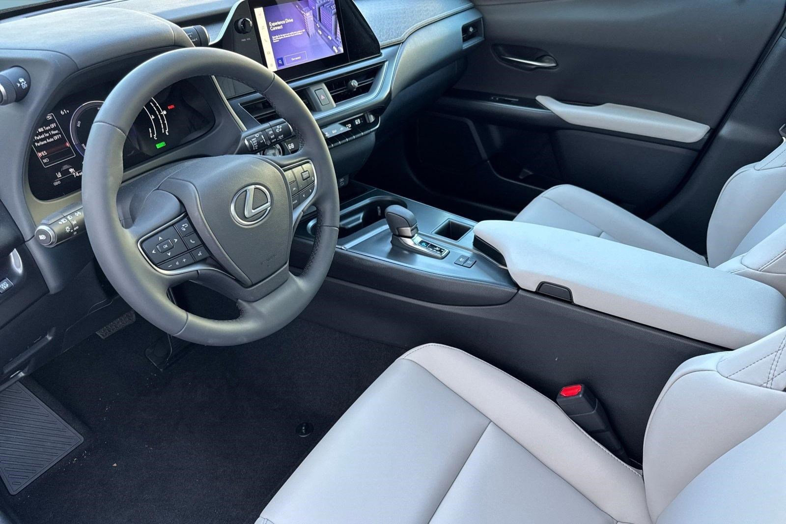 New 2026 Lexus UX 300h FWD image 4