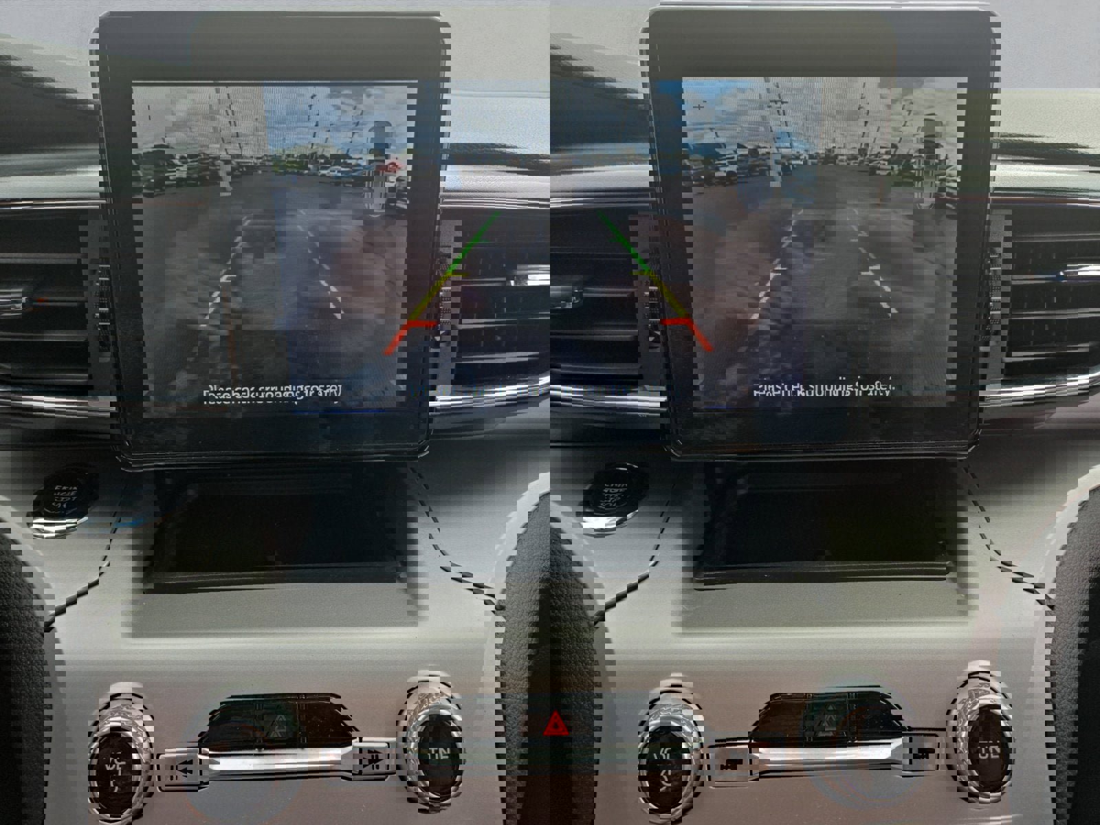 Certified 2022 Ford Explorer XLT w/ Equipment Group 202A image 19