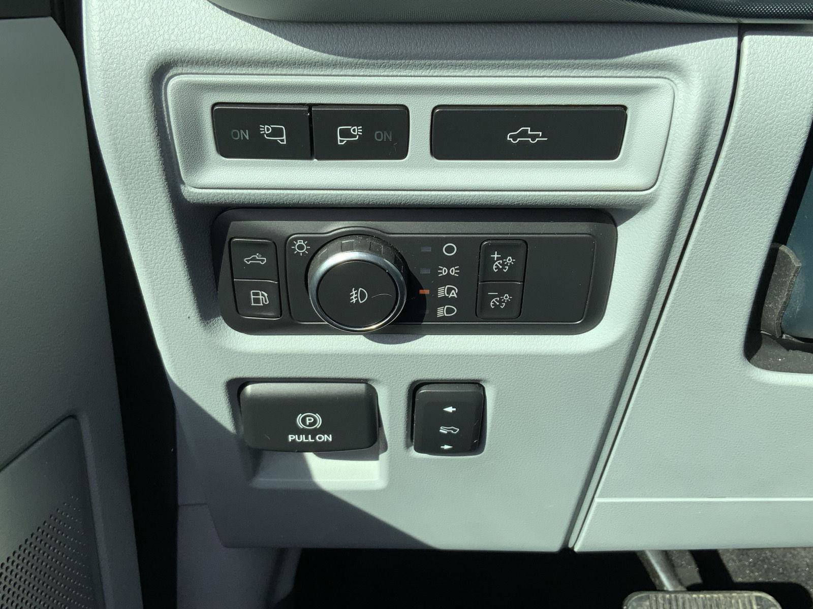 Used 2021 Ford F150 Limited image 39