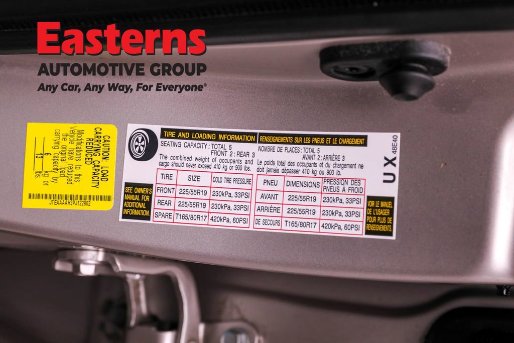 Used 2023 Toyota Venza Limited image 33