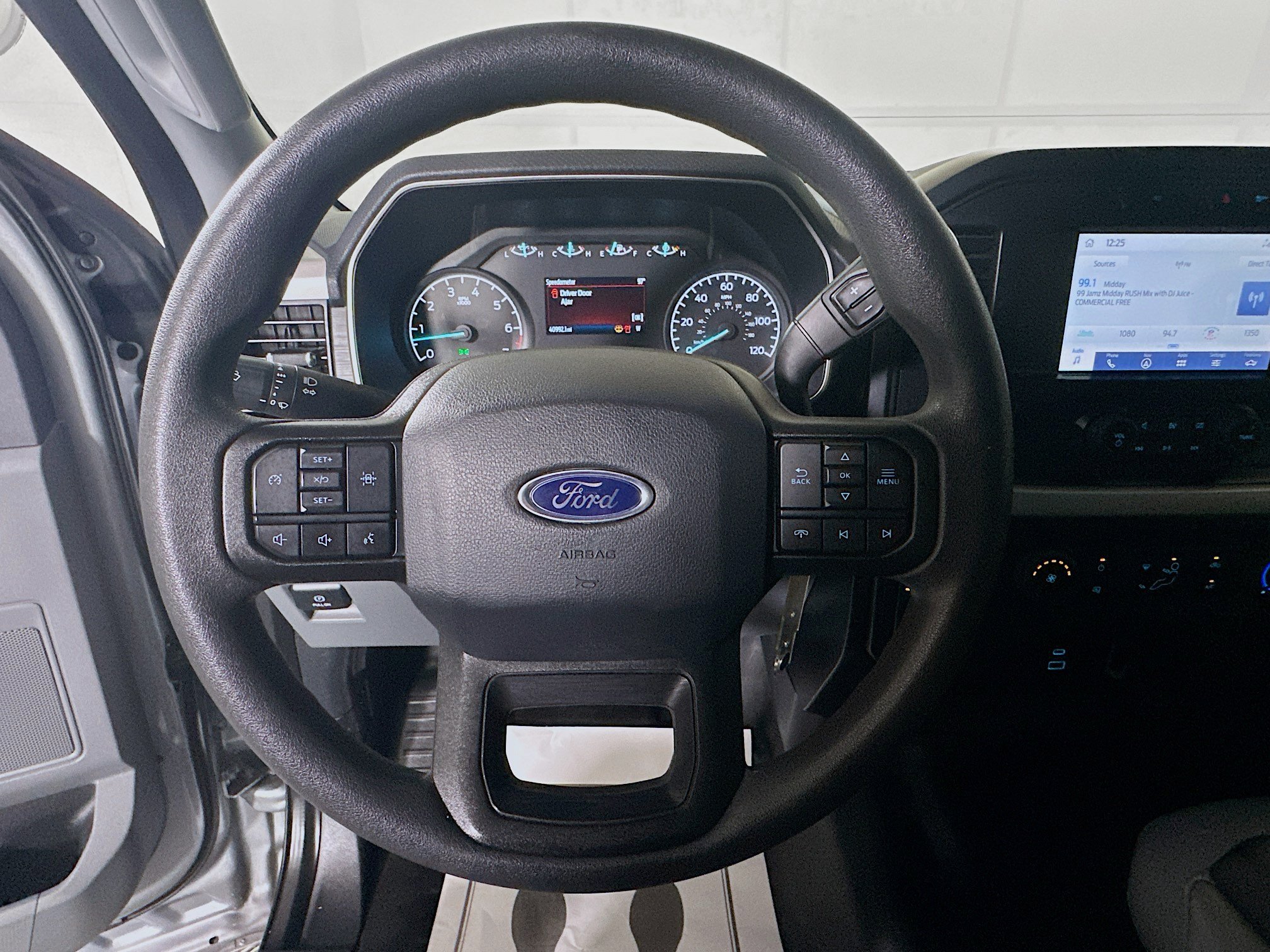 Used 2023 Ford F150 XL w/ XL Chrome Appearance Package AWD/4WD image 15