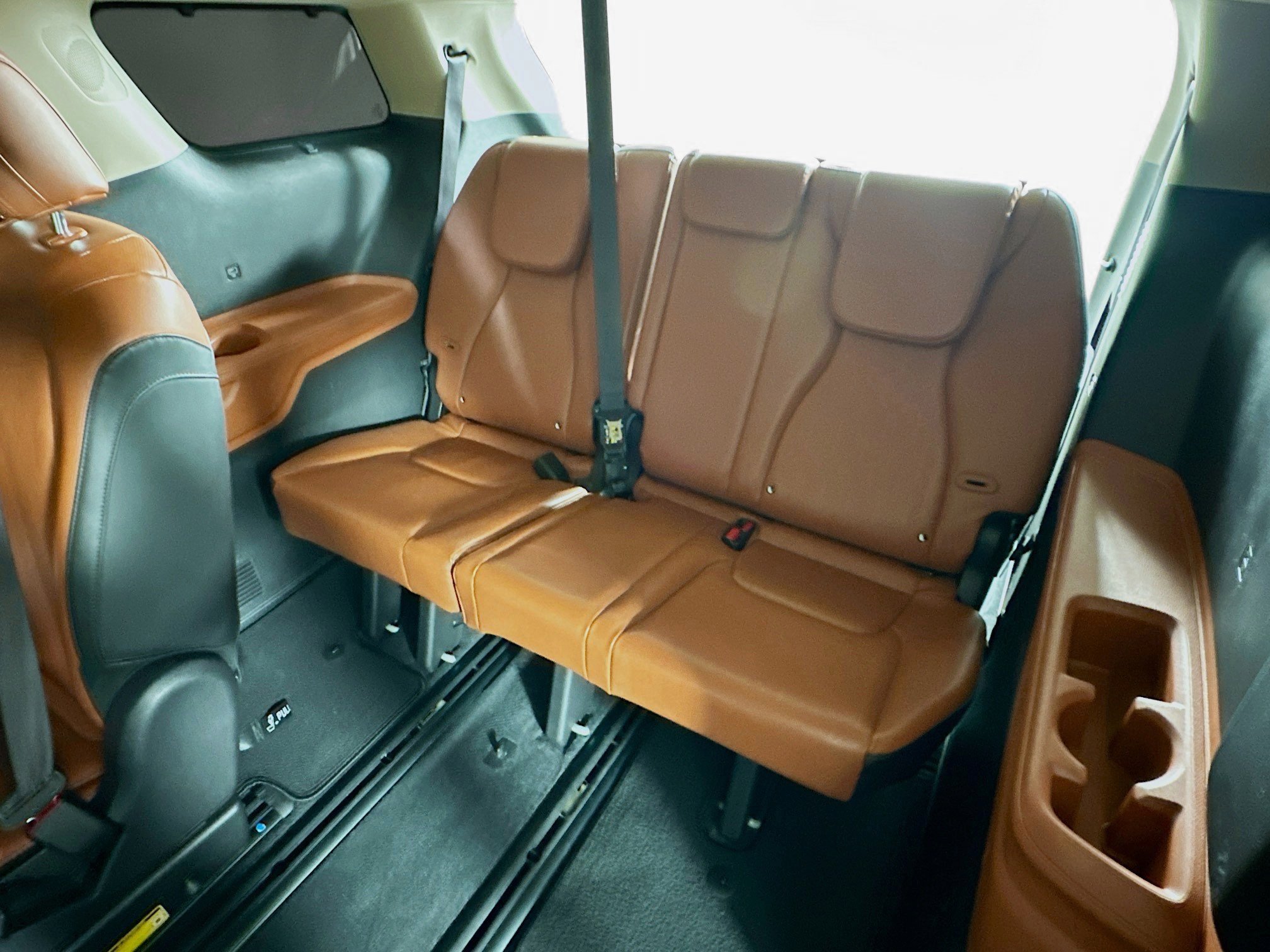 Used 2022 Kia Carnival SX image 29