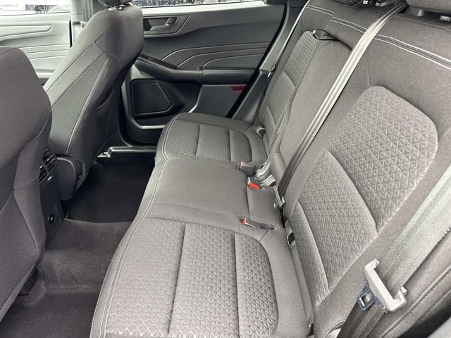 Used 2025 Ford Escape Active image 32