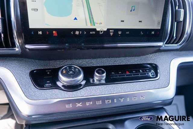Used 2025 Ford Expedition Tremor AWD/4WD image 25