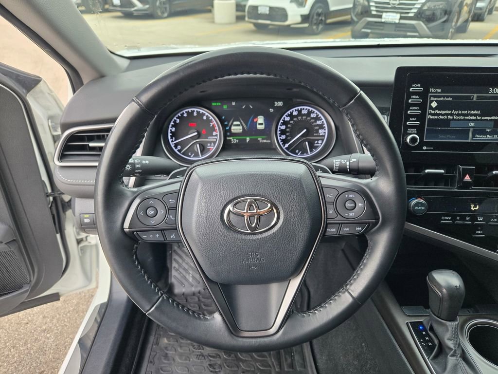 Used 2022 Toyota Camry SE w/ Convenience Package image 39