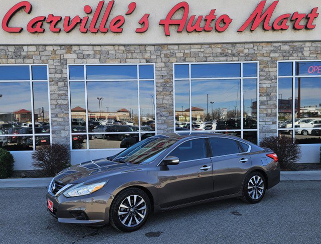 Used 2017 Nissan Altima 2.5 SL w/ Moonroof Package image 31