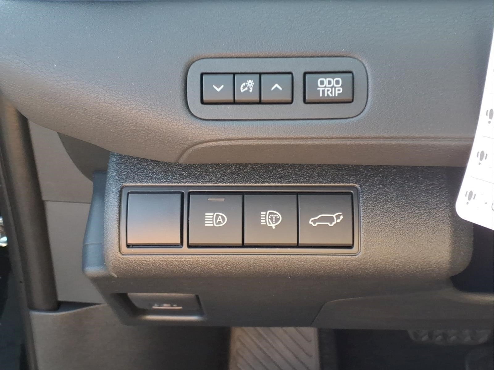 New 2026 Subaru Uncharted AWD image 14