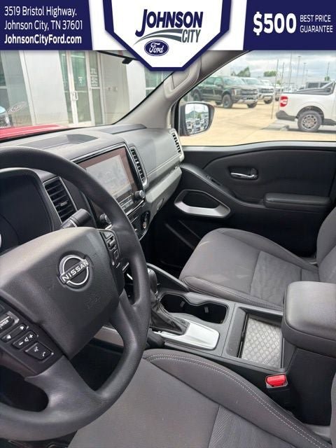 Used 2022 Nissan Frontier SV AWD/4WD image 36