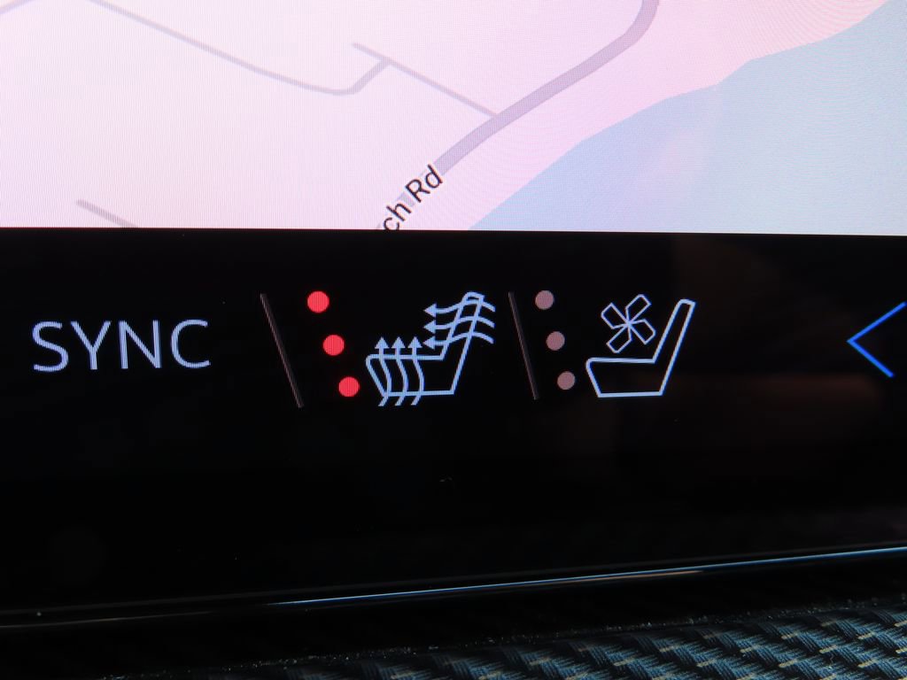 New 2026 Chevrolet Traverse High Country w/ LPO, Floor Liner Package image 11