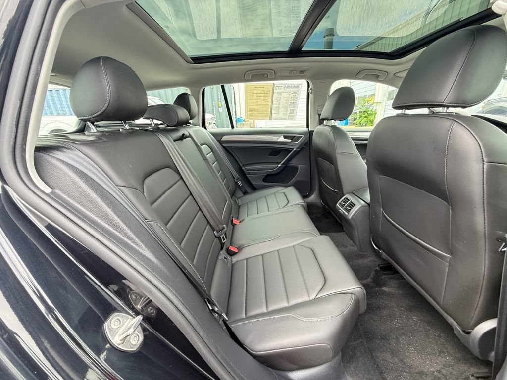 Used 2019 Volkswagen Golf Alltrack SEL AWD/4WD image 25