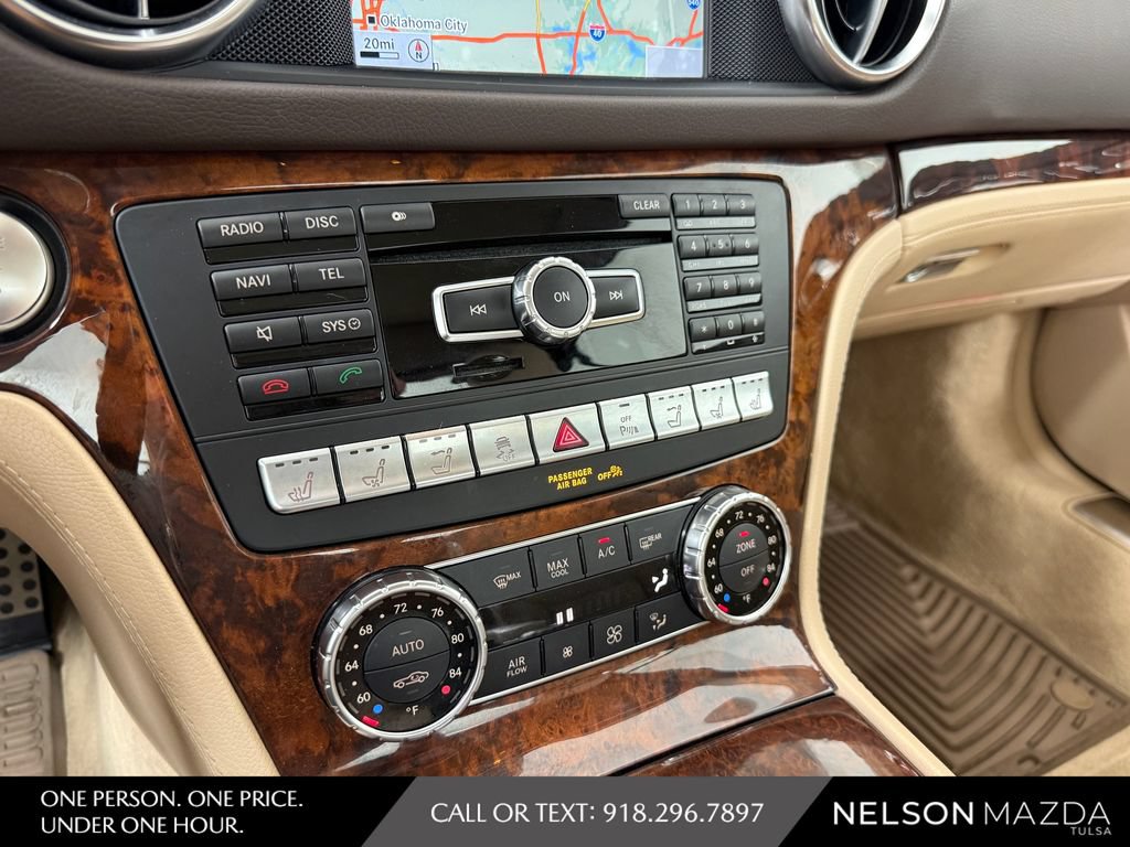 Used 2014 Mercedes-Benz SL 550 image 31