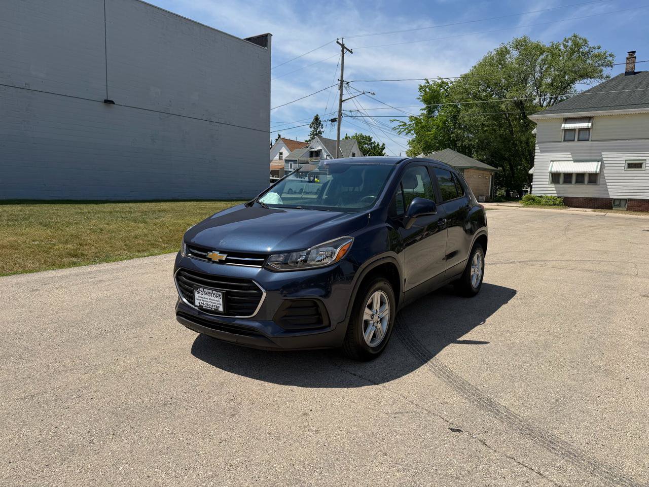 Used 2018 Chevrolet Trax LS AWD/4WD image 3