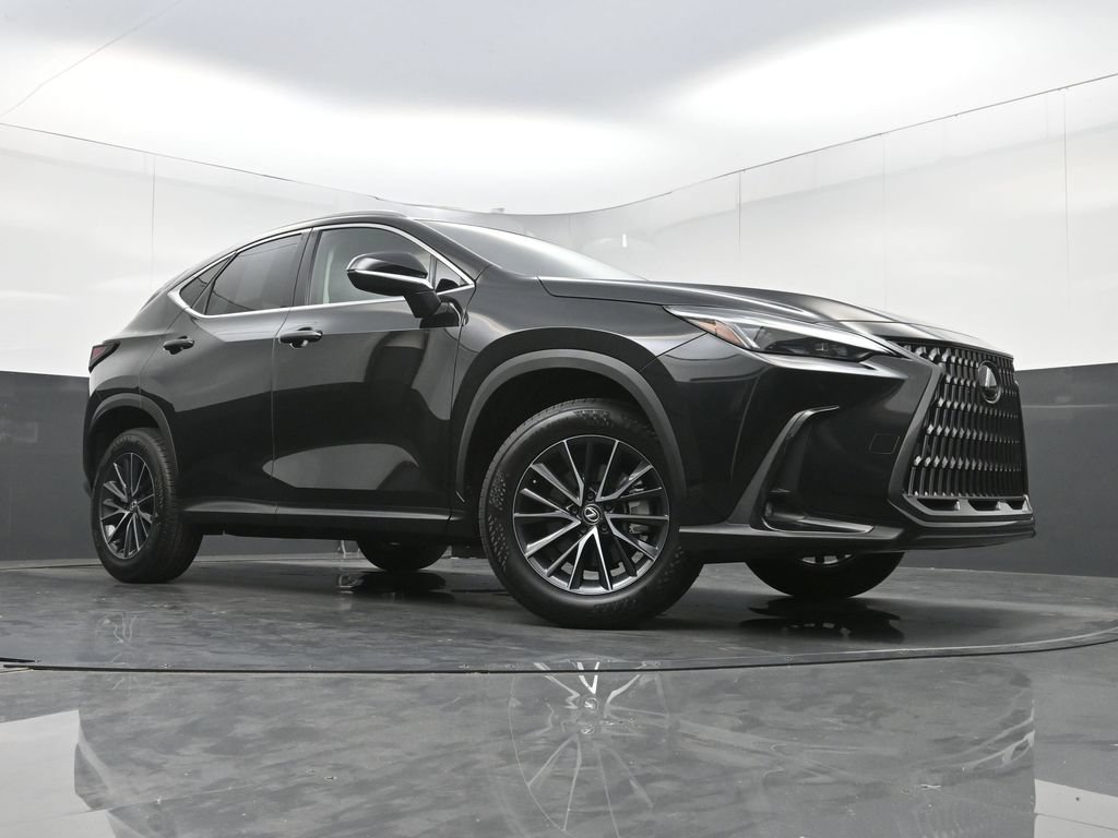 Used 2024 Lexus NX 250 FWD w/ Towing Package (2000 Lbs) image 23