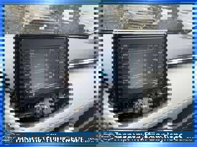 Used 2021 Toyota RAV4 XLE w/ Convenience Package image 28