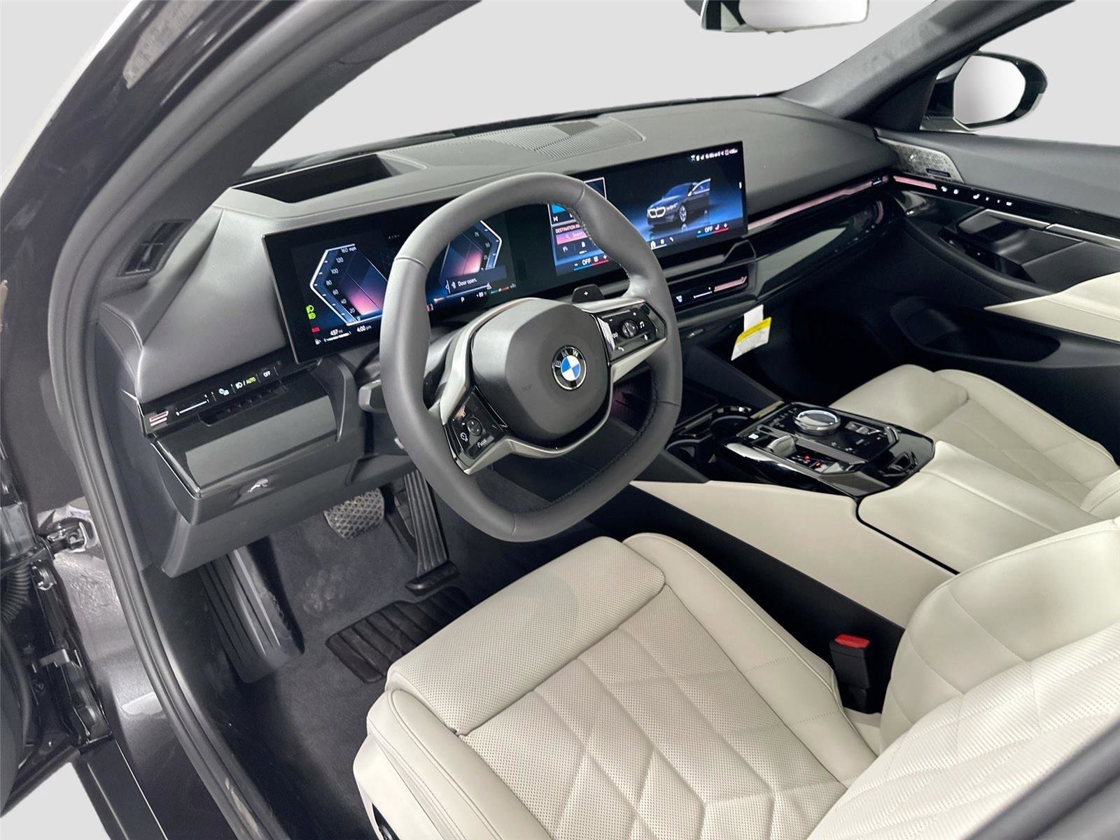 Certified 2026 BMW 530i RWD image 10
