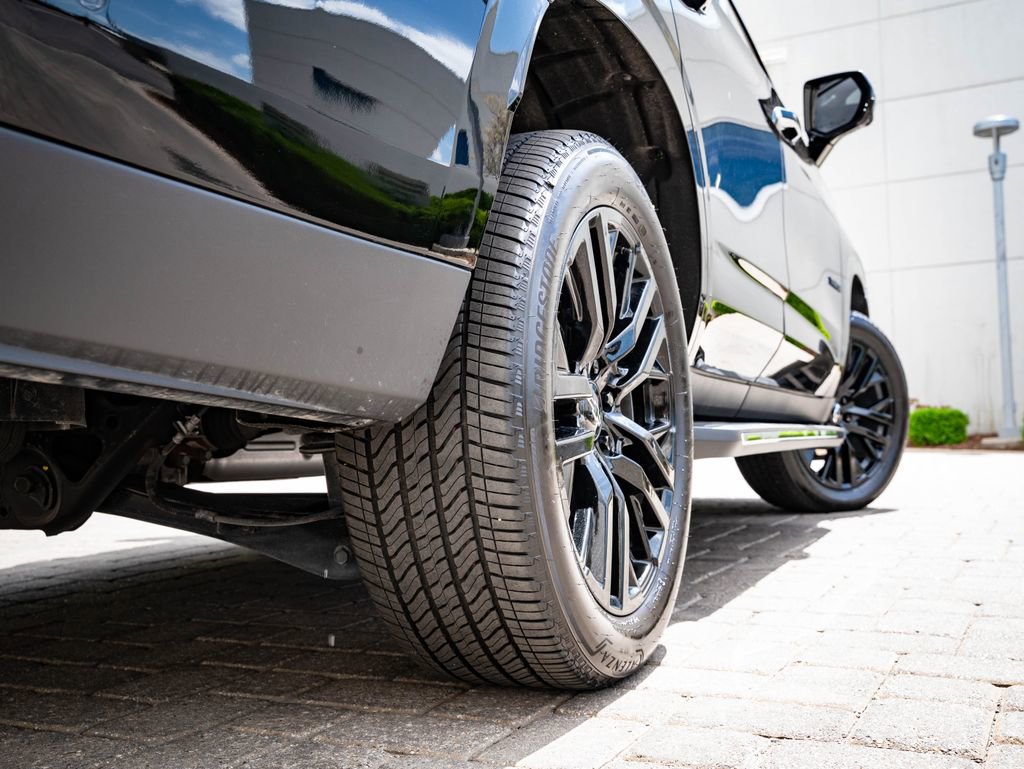 Used 2025 Chevrolet Tahoe Premier image 56