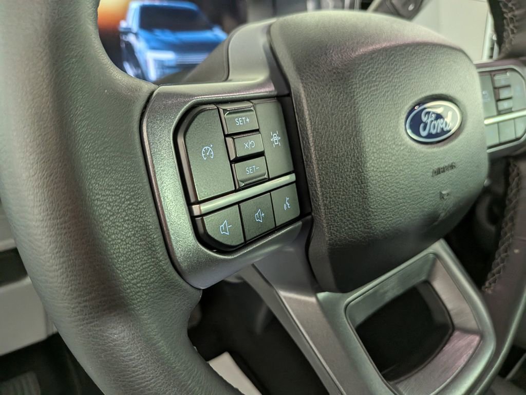 Used 2025 Ford F150 XLT w/ Equipment Group 301A Standard AWD/4WD image 19