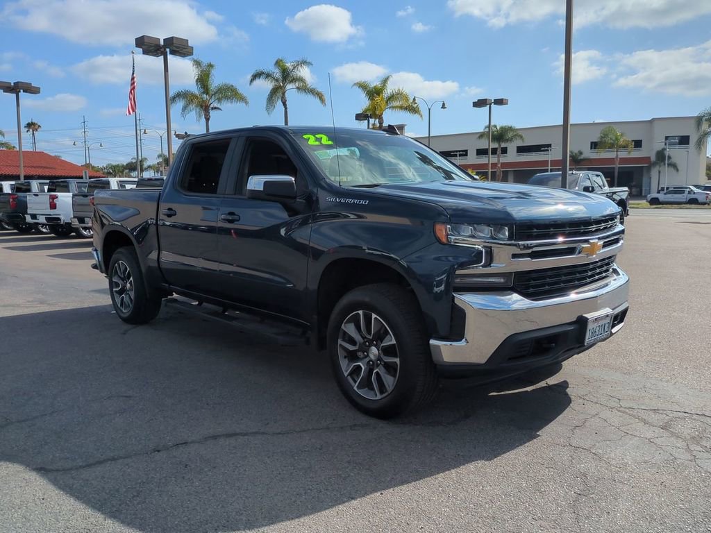 Certified 2022 Chevrolet Silverado 1500 LT image 2