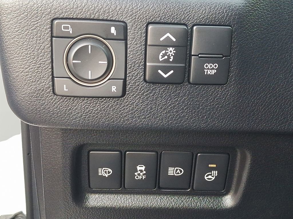 Used 2023 Lexus GX 460 Premium w/ Premium Package image 26