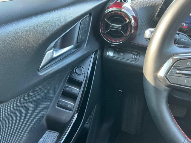 Used 2025 Chevrolet Equinox RS w/ Safety and Technology Package FWD image 24